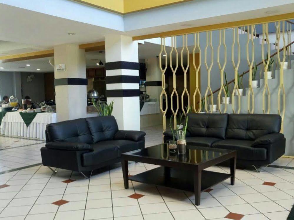 Siesta Hotel And Casino Antiguo Cuscatlán Dış mekan fotoğraf