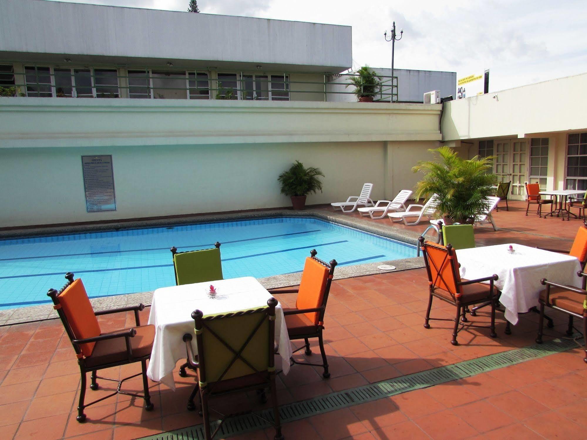 Siesta Hotel And Casino Antiguo Cuscatlán Dış mekan fotoğraf
